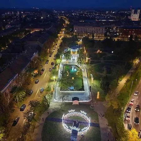 Апартаменты Akvamarin Downtown